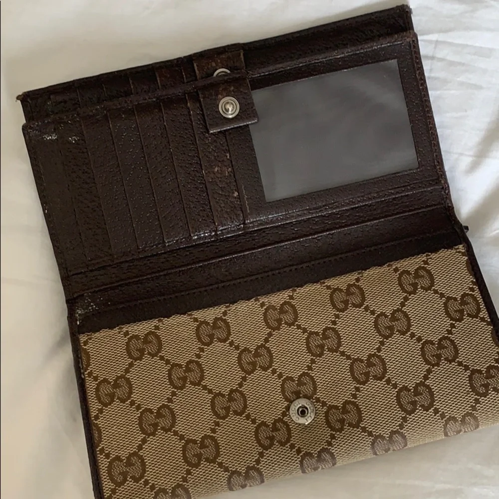 Gucci Brown Monogram Canvas Crossbody Bag with Dark Brown Trim - Picture 2 of 8